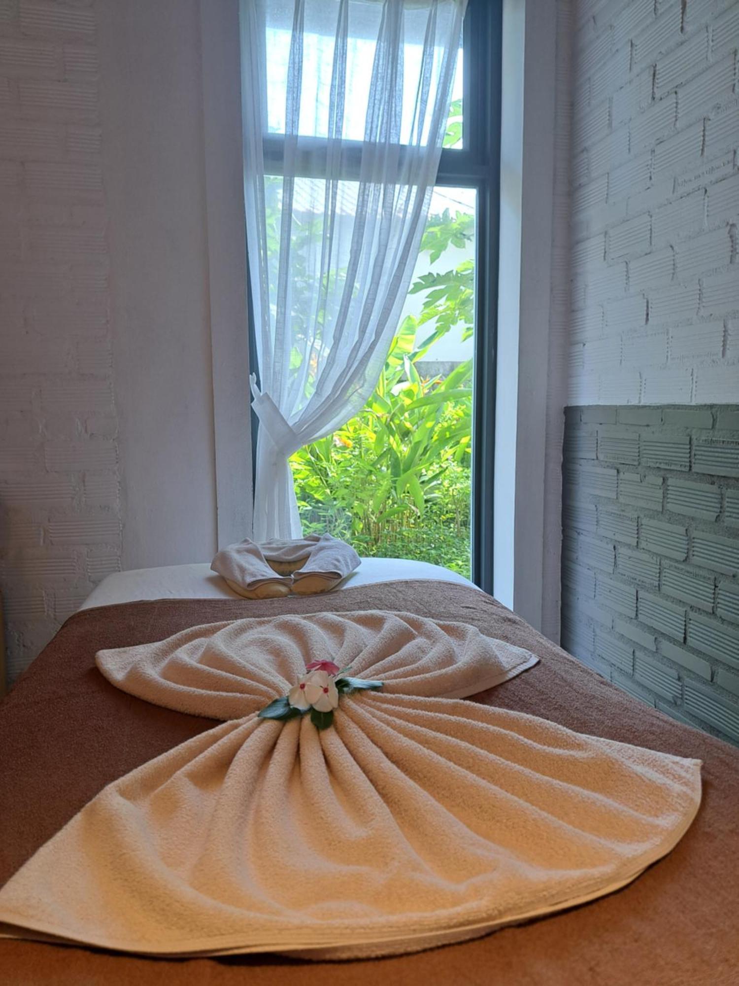 Golden Lotus Spa & Homestay Ap Thien Phuoc Luaran gambar